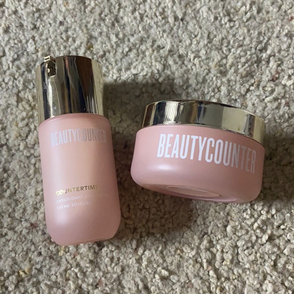Beauty counter moisturizers